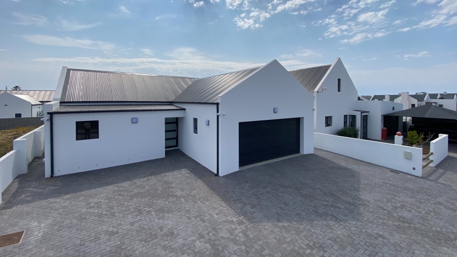 4 Bedroom Property for Sale in Britannia Bay Western Cape